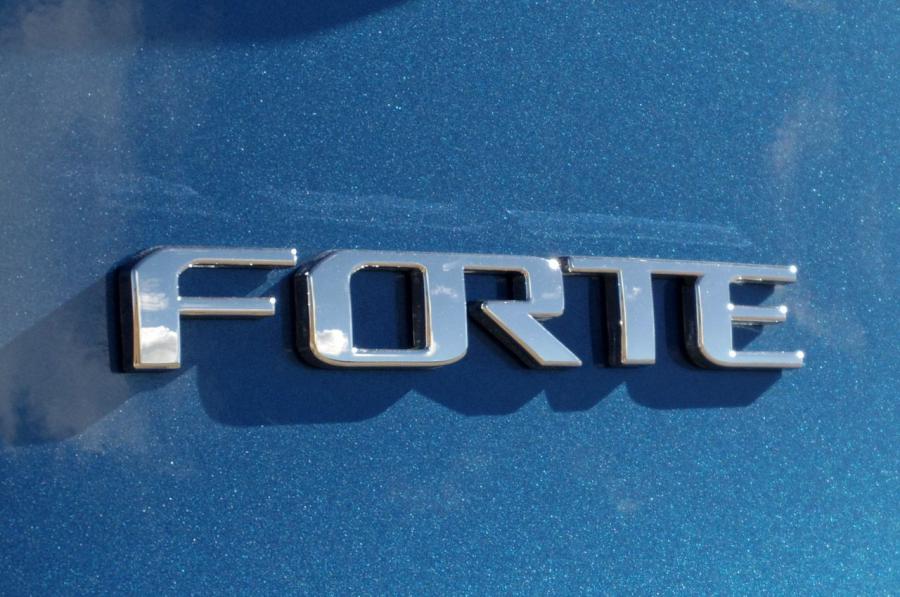  Kia Forte 2014 года  (фото 80 из 125)